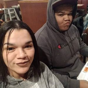 Meet your Posher, Crystal